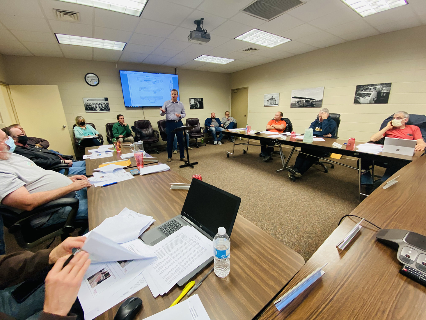 PHOTO OF THE DAY: COUNCIL CHAMBERS - News - News